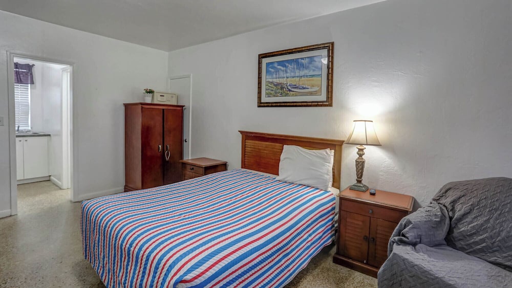 Richard's Pet Friendly Motel - photo 16