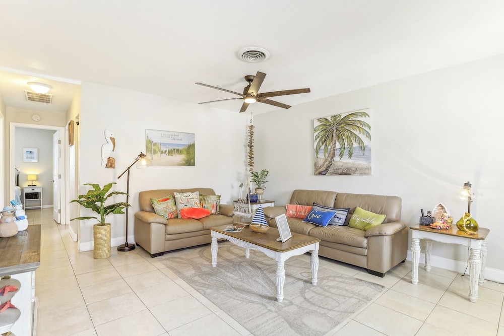 Jensen Beach Home quarter Mi to Beach Access - photo 12