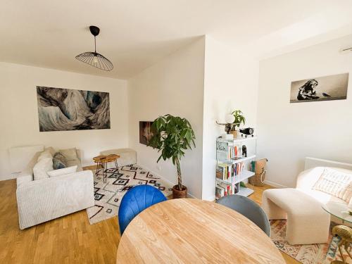 Le Boudoir 2 Pieces Et Parking — hotel in Le Plessis-Robinson