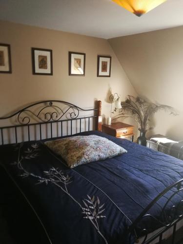 Rooms4you - last minute hotel in Unknown City