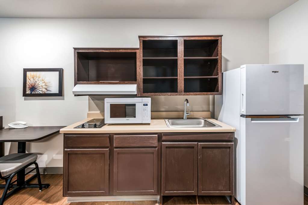 WoodSpring Suites Columbus West Hilliard - photo 14