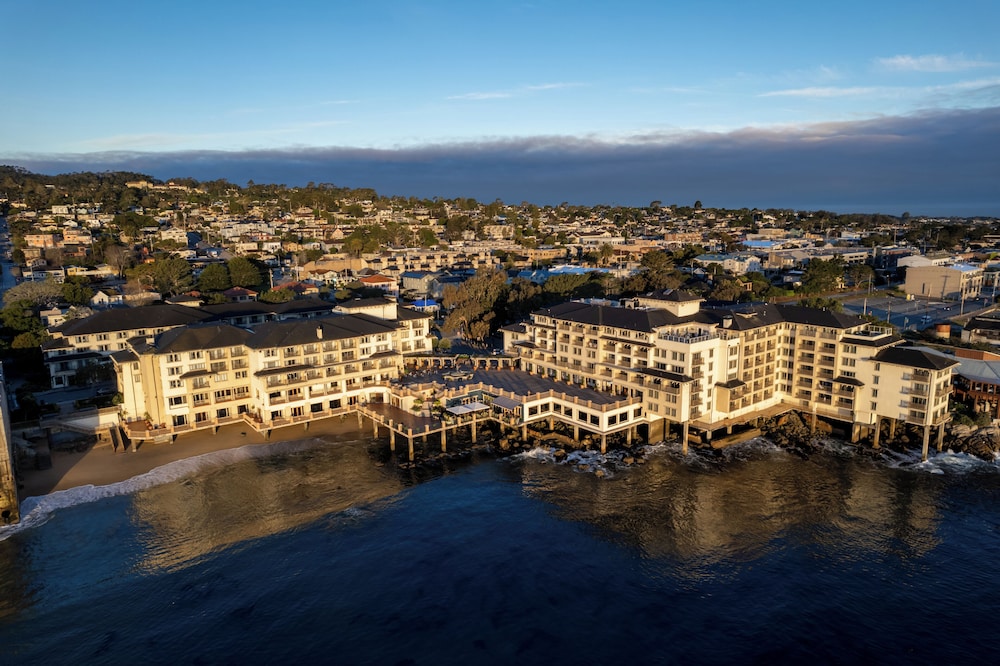 Monterey Plaza Hotel & Spa - photo 81