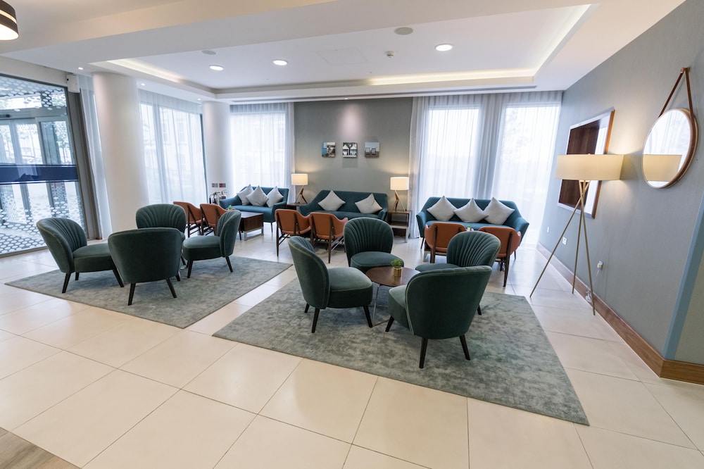 Hampton by Hilton Bournemouth — Bournemouth — photo 3