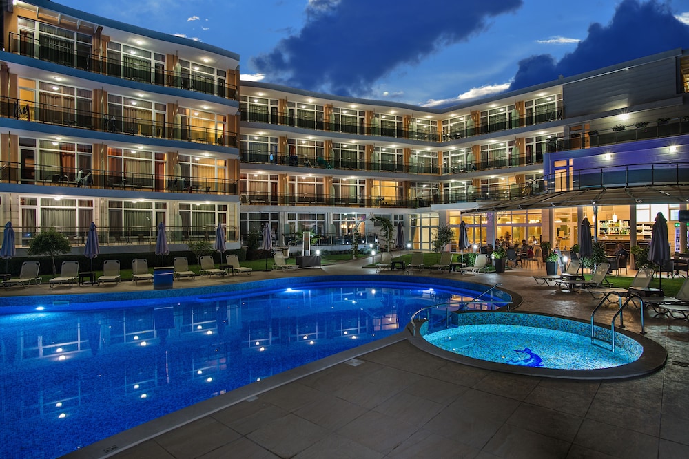 Miramar Hotel - carbon neutral hotel in Sozopol