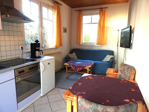 Haus Roseneck 60 m zum Strand Ferienwohnung 4 — Ostseebad Zinnowitz — photo 4