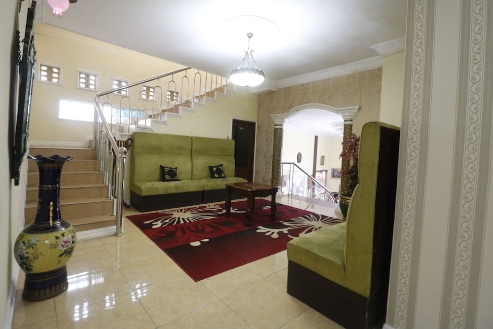 RedDoorz @ Cibogo Puncak Bogor — Bogor — photo 3