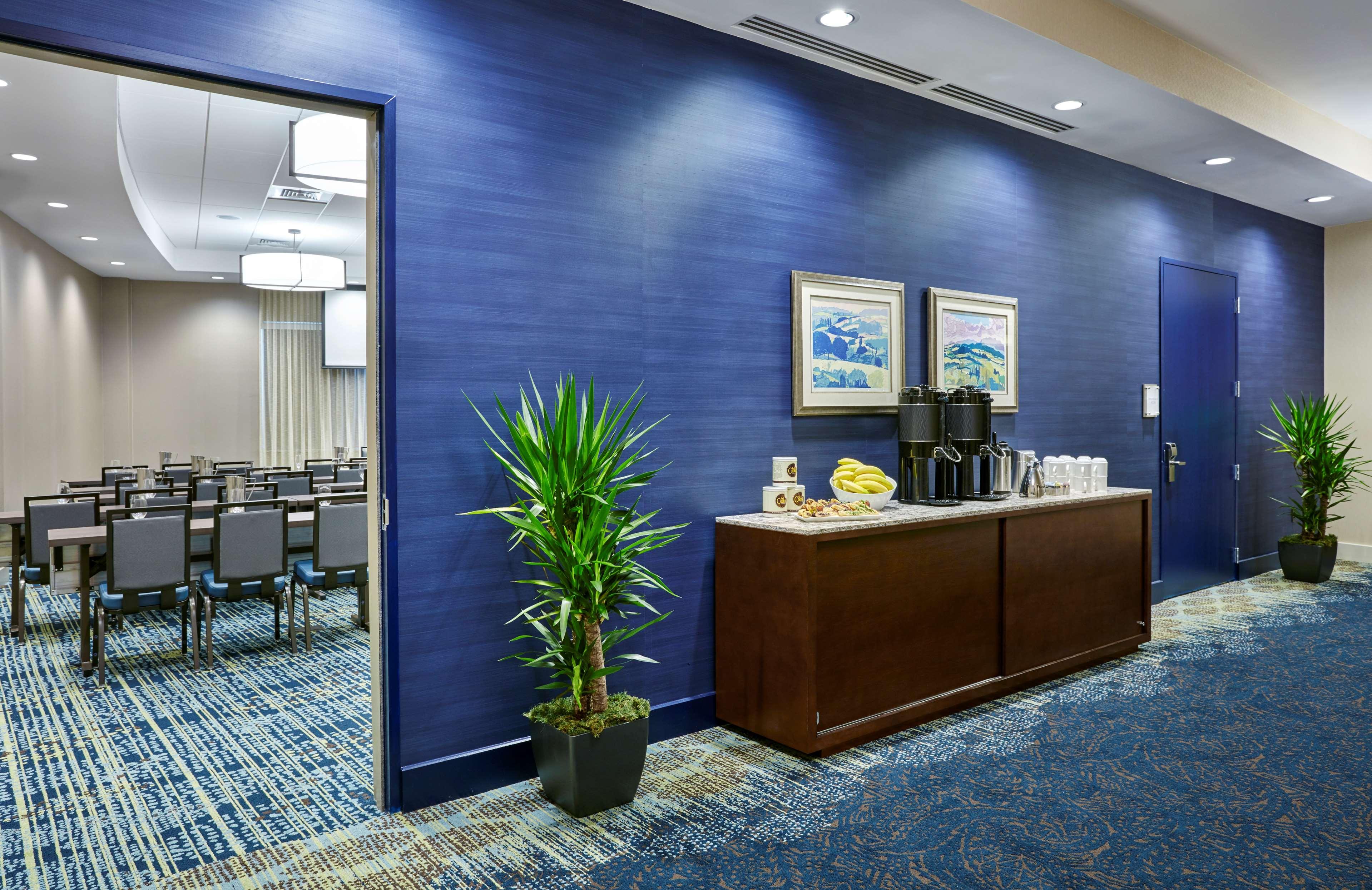 DoubleTree by Hilton Charlotte Gateway Village - photo 75