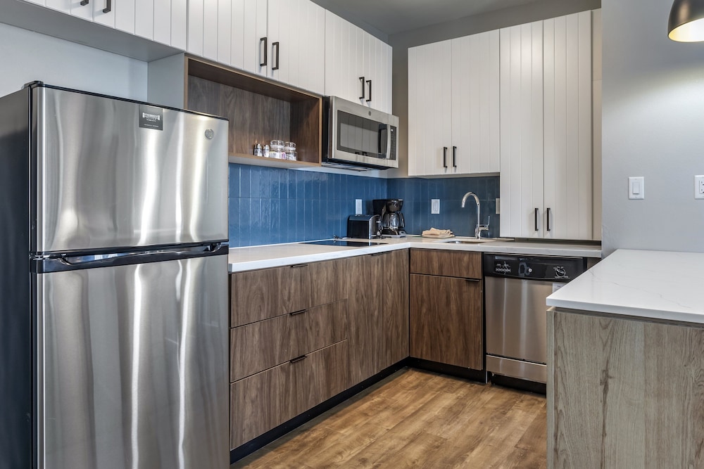 Staybridge Suites Dallas Grand Prairie by IHG - photo 30