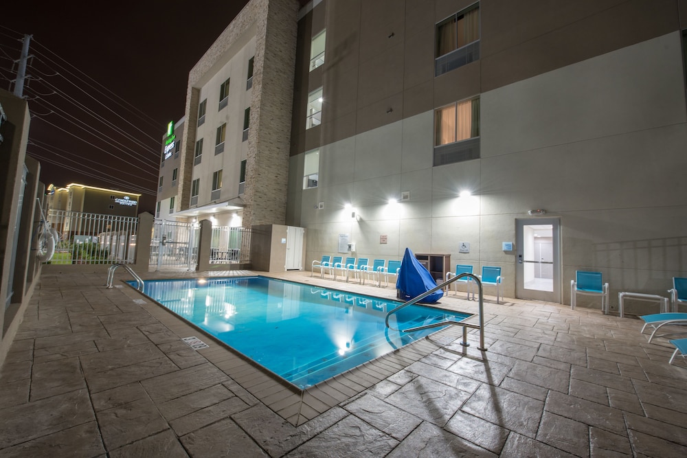 Holiday Inn Express & Suites Lake Charles South Casino Area by IHG - photo 63