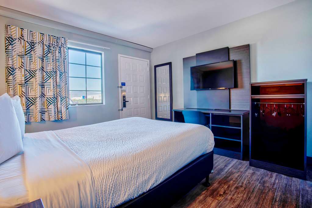 Motel 6 Kingman AZ Route 66 East - photo 21