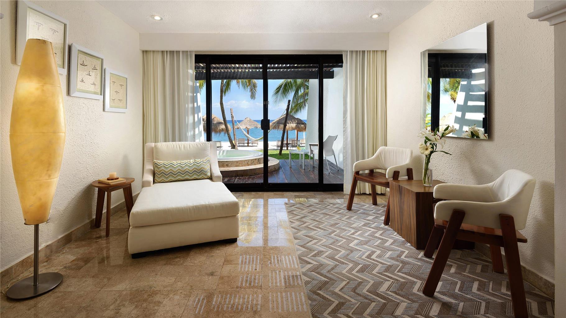 Guest room