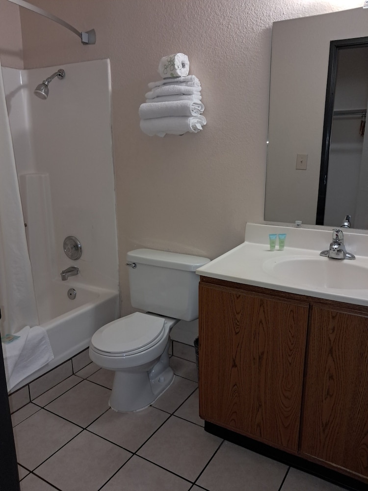 Longhorn Casino & Hotel - photo 19