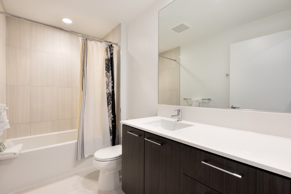 Global Luxury Suites at Reston Town Center - photo 78