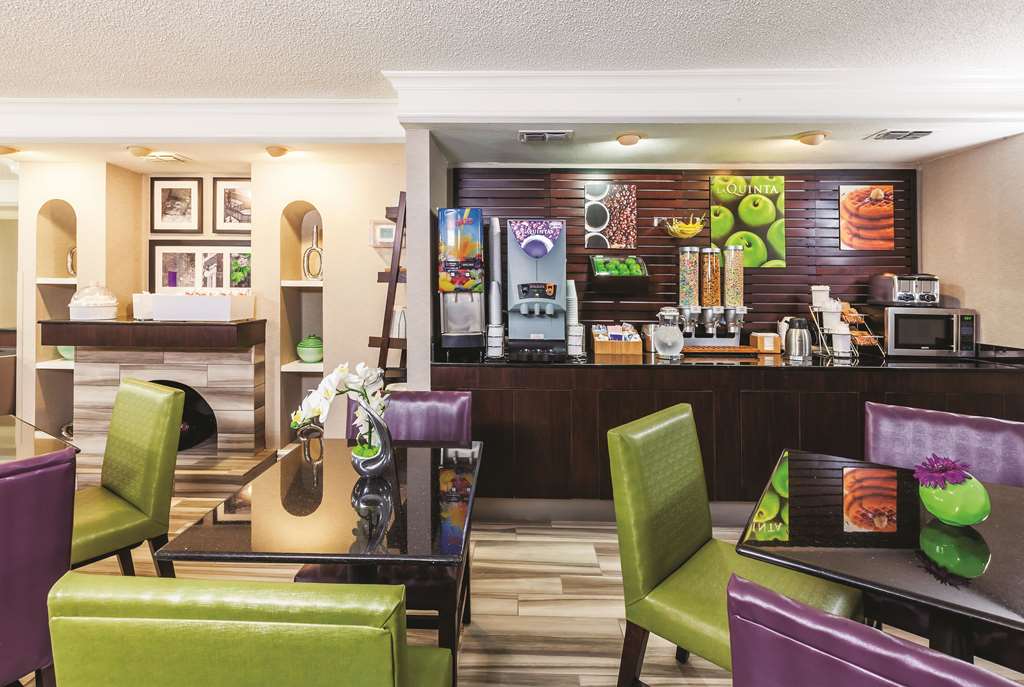 La Quinta Inn by Wyndham Odessa - photo 57
