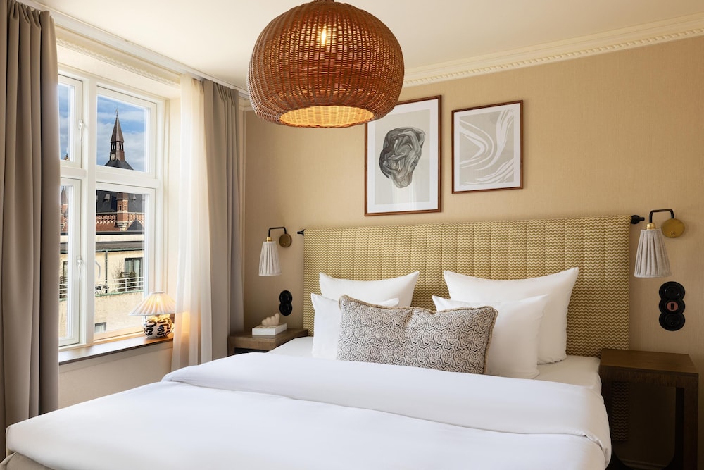 NH Copenhagen Grand Joanne — 4-Star Luxury Hotel in Copenhagen, Denmark