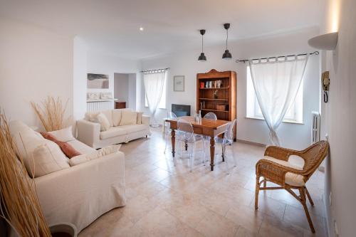 La Maison Blanche Fano Historical Center — 4-Star Luxury Hotel in Fano, Italy