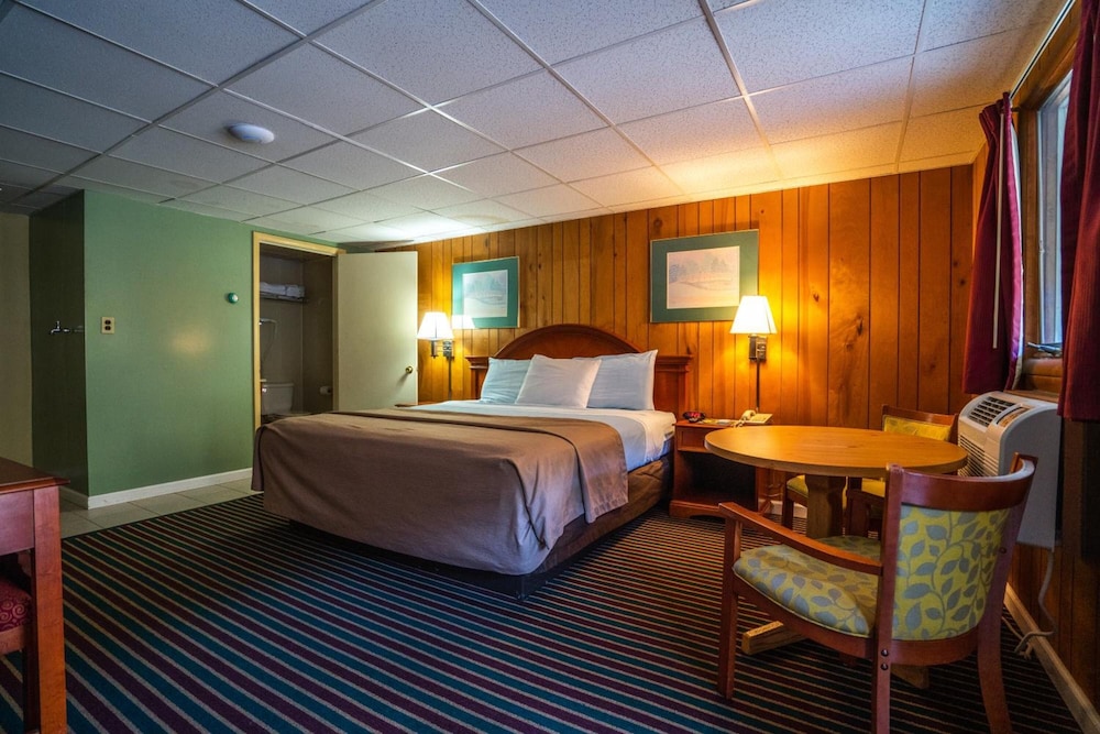 Mahoning Inn - photo 15