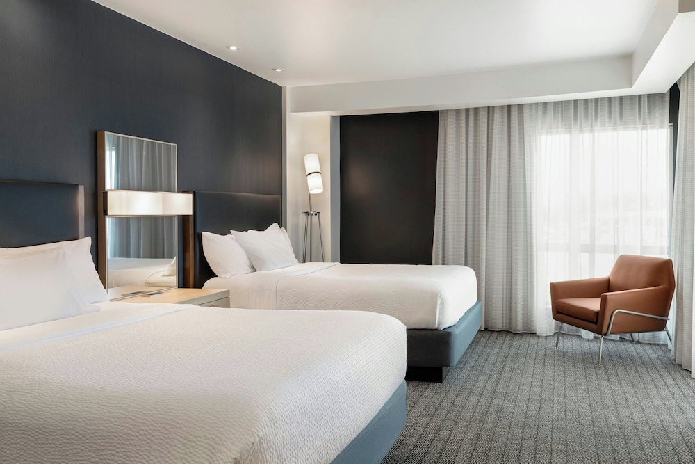Courtyard by Marriott St. Louis St. Peters - photo 9