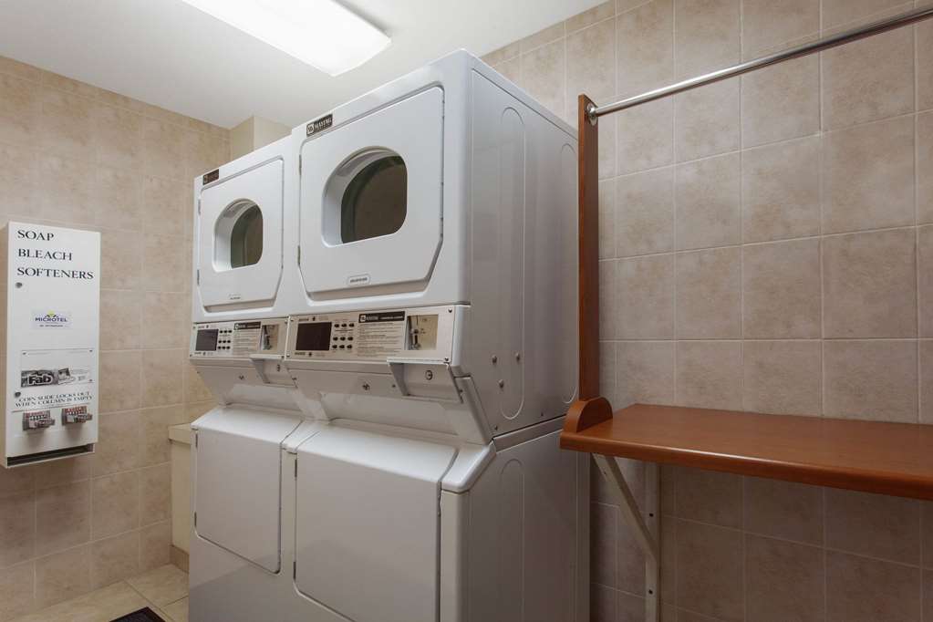 Microtel Inn & Suites by Wyndham Lady Lake The Villages - photo 25