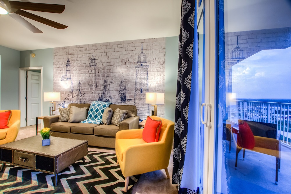 Laketown Wharf Resort by Aneliya's Rentals - photo 658