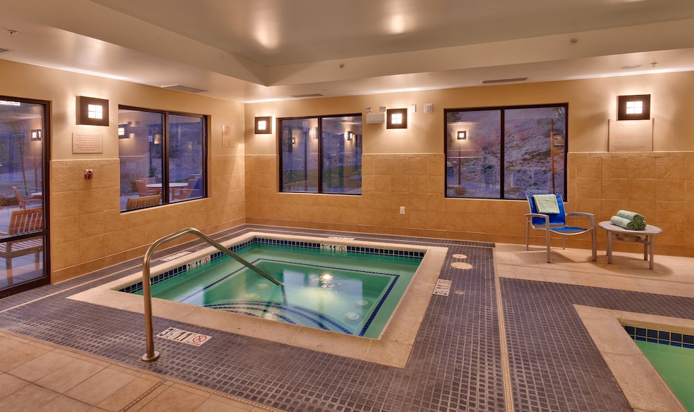 TownePlace Suites by Marriott Elko - photo 22
