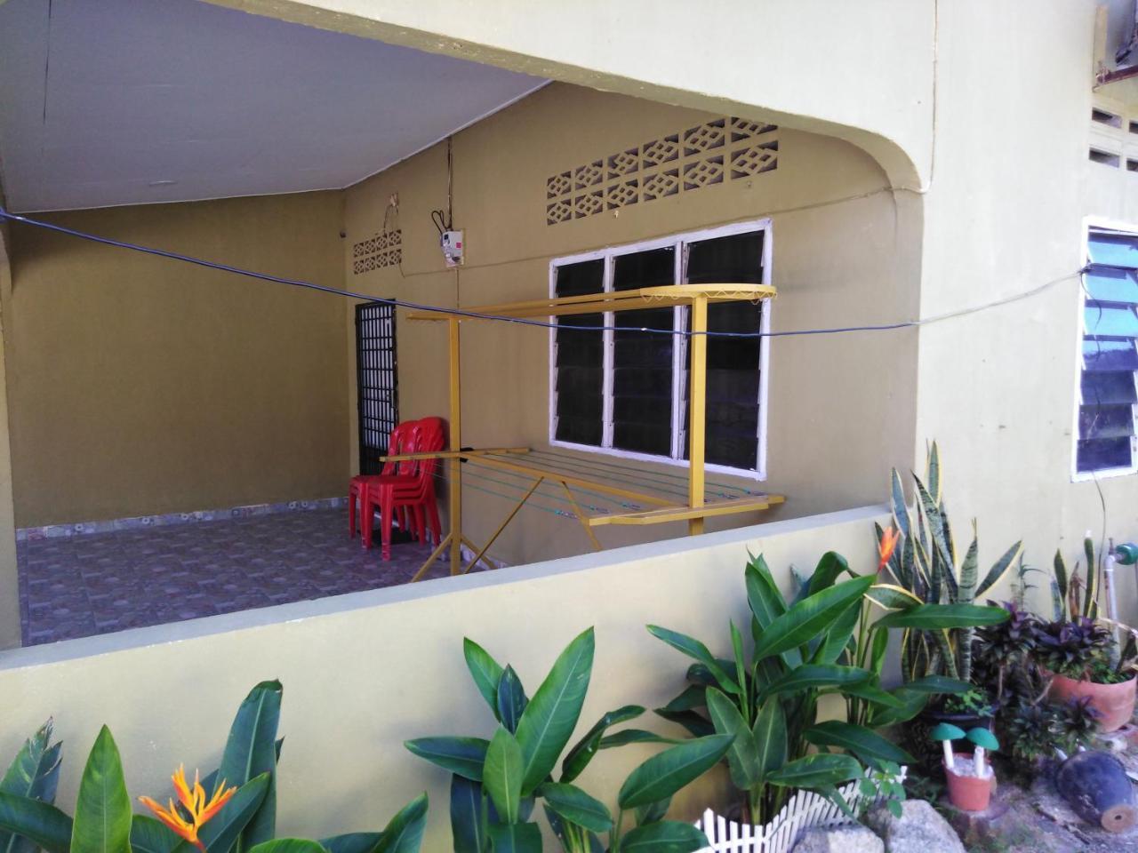 Kirana Homestay Langkawi — 4-Star Luxury Hotel in Pantai Cenang, Malaysia