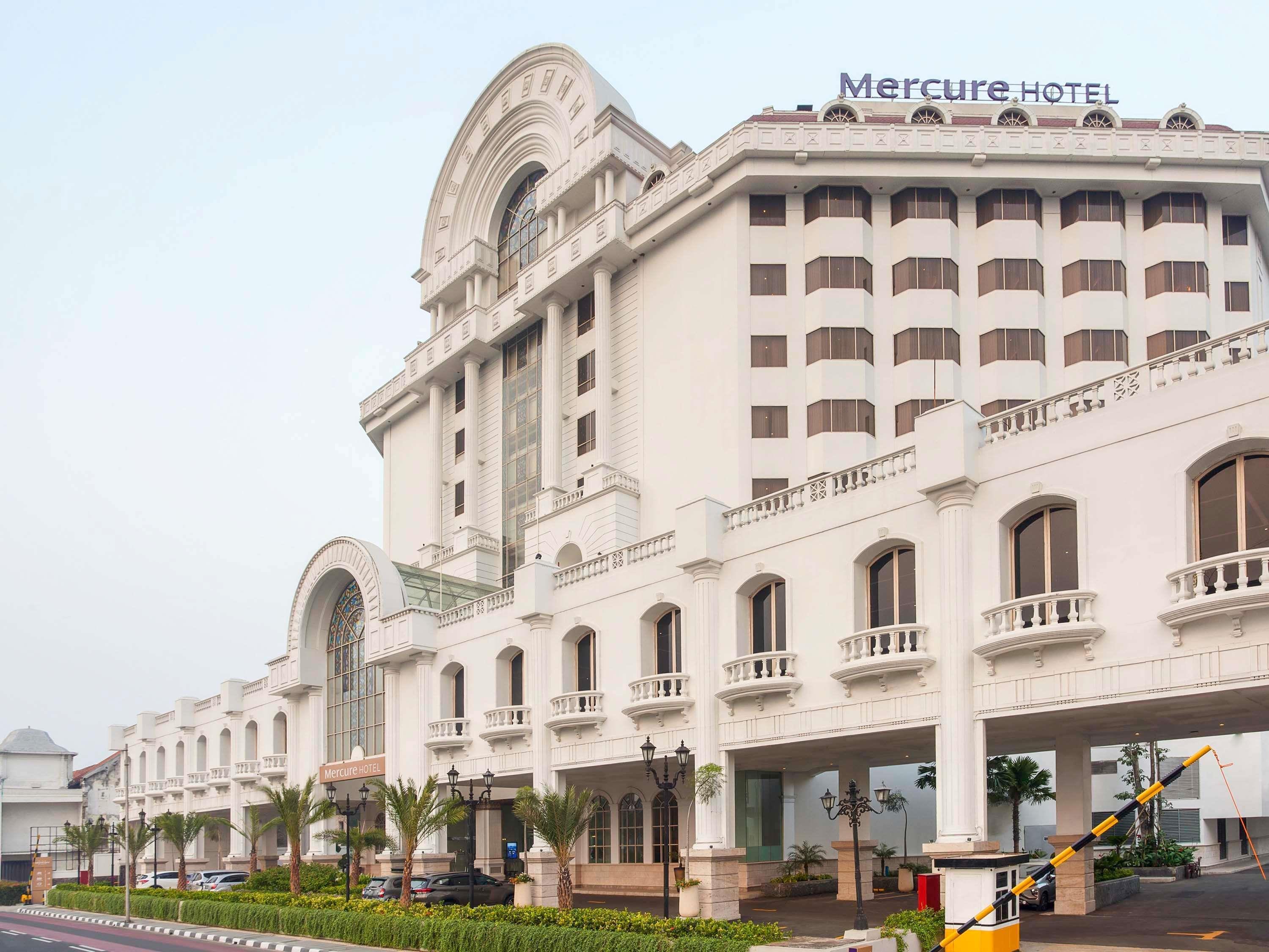 Mercure Jakarta Batavia — 4-Star Luxury Hotel in Jakarta, Indonesia