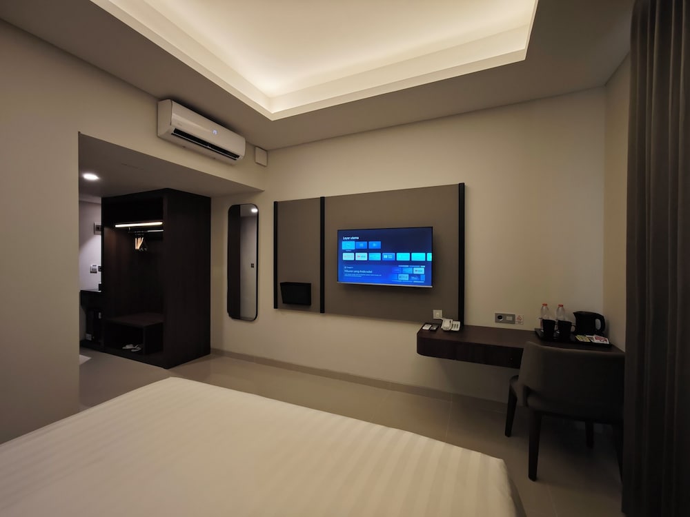 Azana Garden Hill Resort Blora — Blora