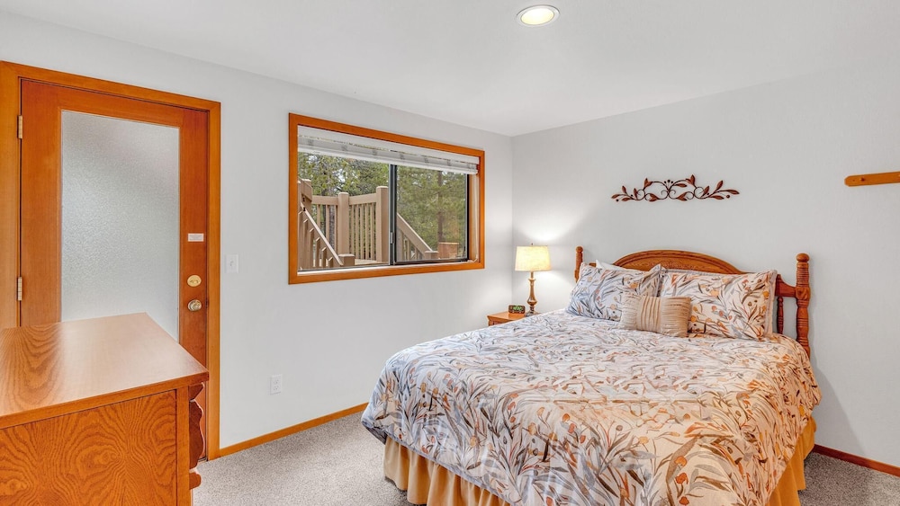 Red Alder Lane 1 - photo 4