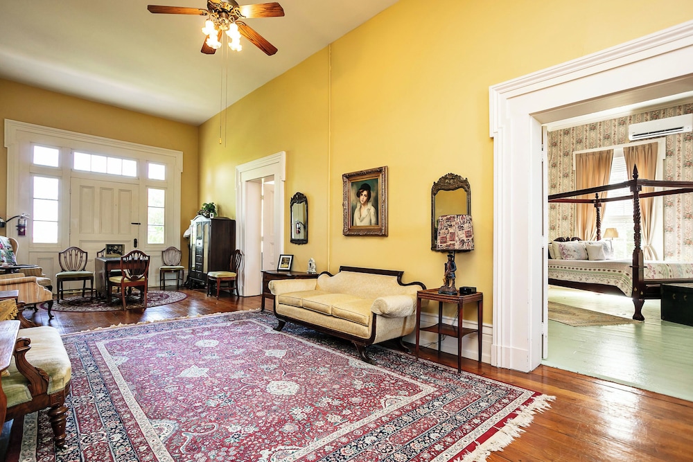 Historic Maple Hill Manor - photo 41