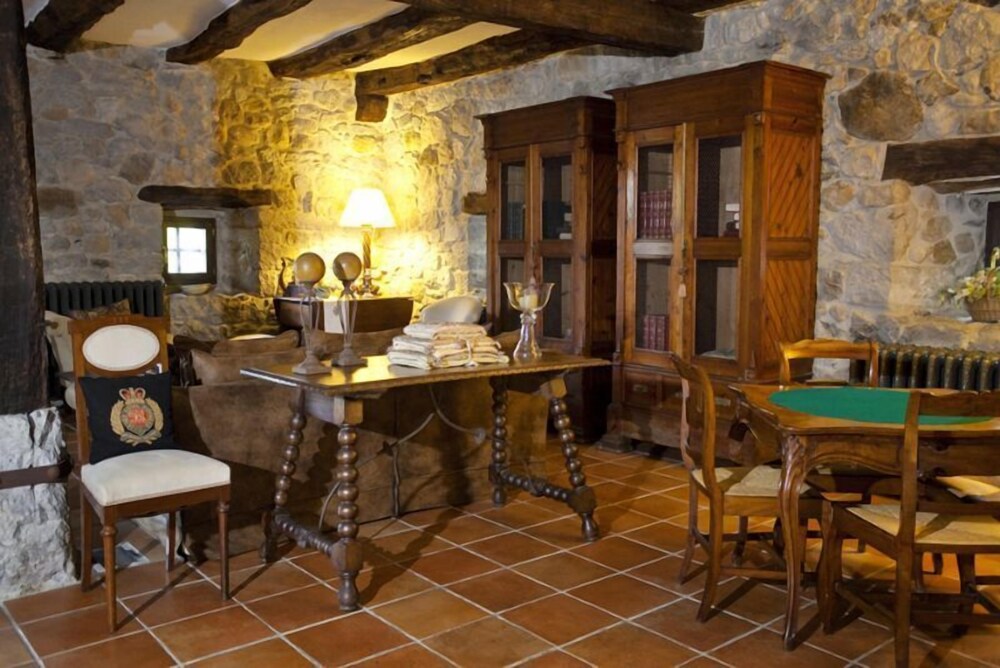 Hotel Casona de Quintana — Arredondo — photo 4