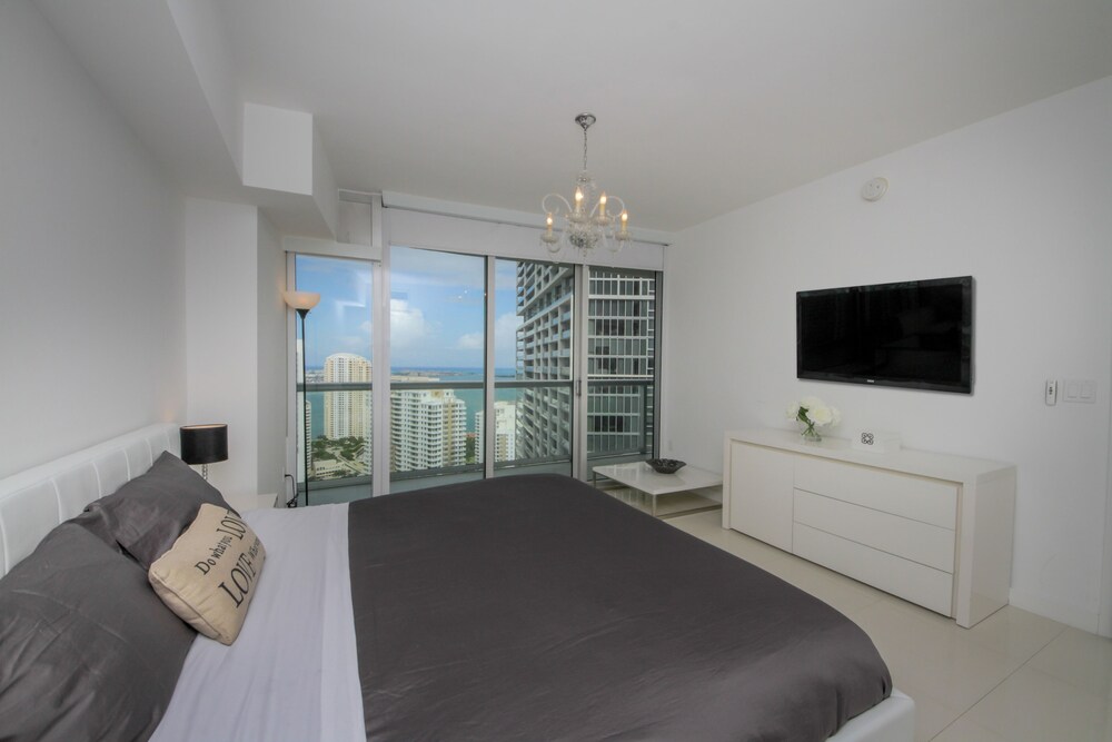 Private Residences at ICON Twr3 by JOS17 - photo 15