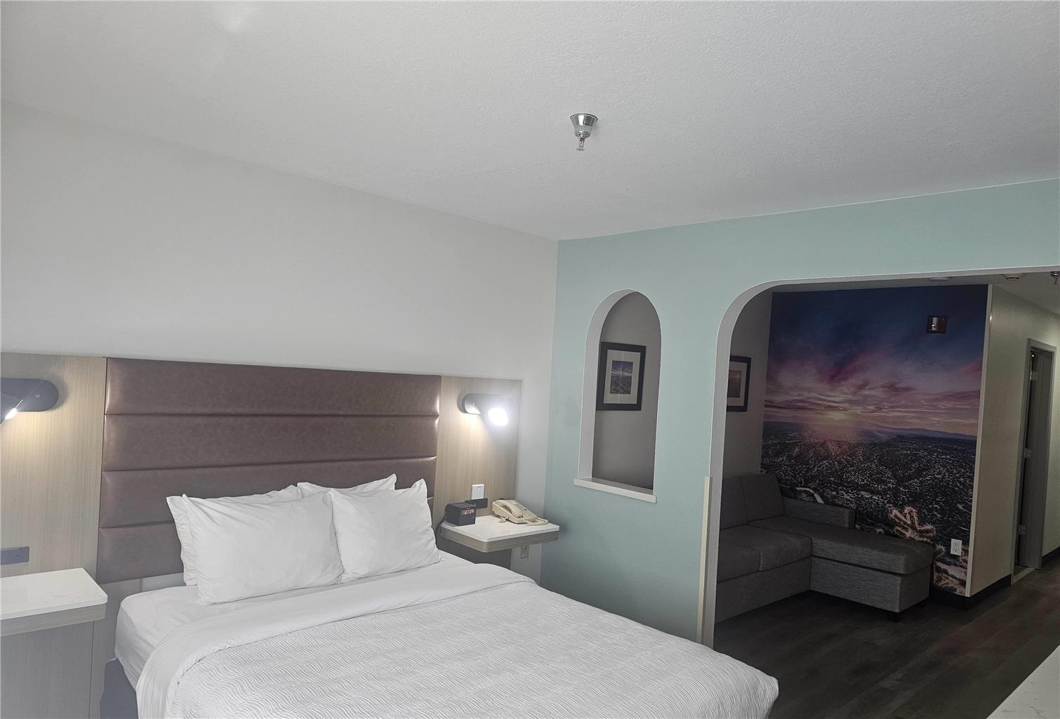 Wingate by Wyndham Los Alamos - photo 16