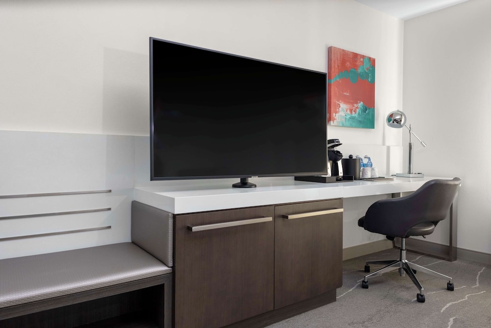 Hilton Garden Inn Denver Thornton - photo 13
