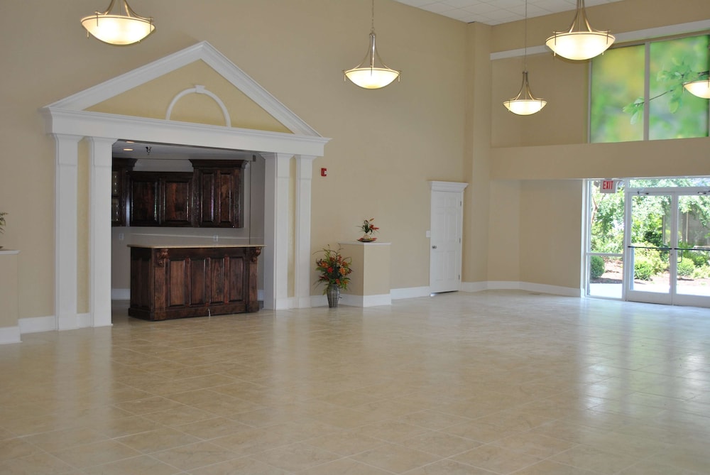 Doubletree by Hilton Hotel Fayetteville - photo 26