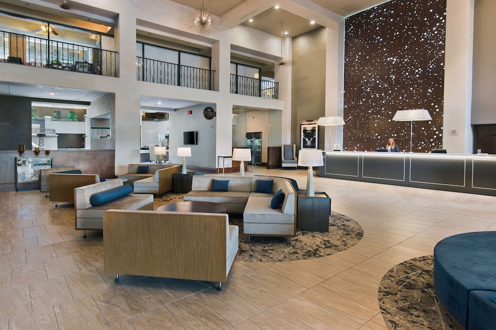 Embassy Suites by Hilton Los Angeles Downey - photo 8