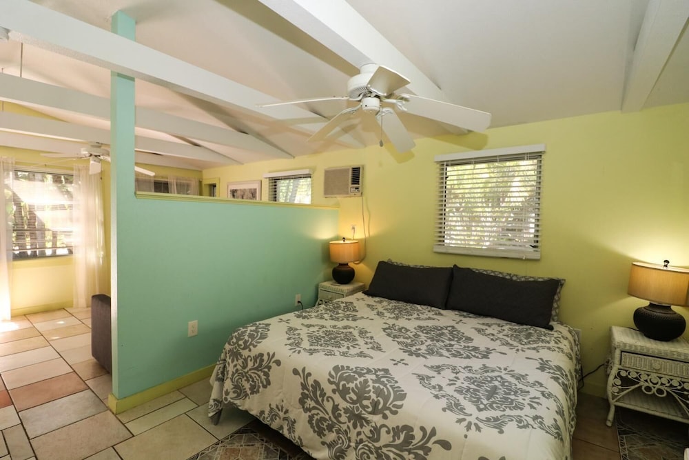 Grove City Motel - photo 11
