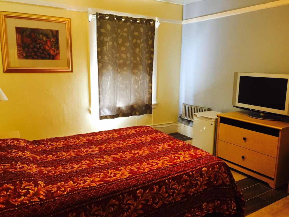 Aldrich Hotel - photo 12
