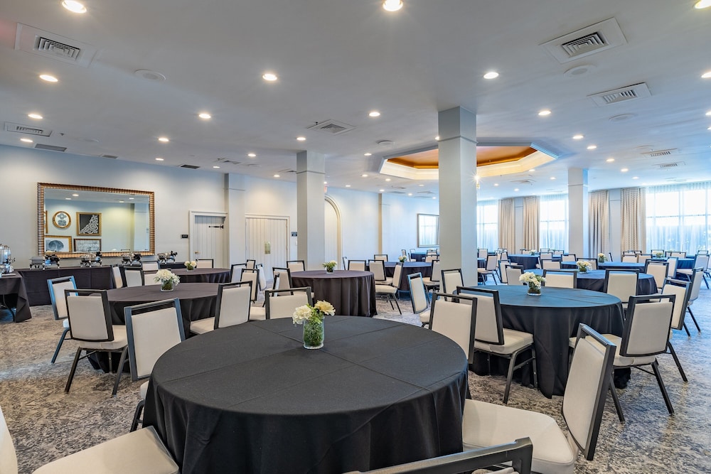 Castle Hotel Autograph Collection - photo 4