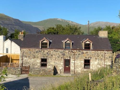 Traditional Welsh cottage in Llanberis — 4-Star Luxury Hotel in Llanberis, United Kingdom