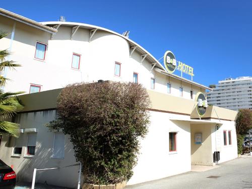 B&B HOTEL Villeneuve Loubet Plage in Villeneuve-Loubet, France