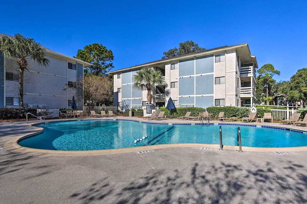 Walk to Beach Hilton Head Island Resort Condo - photo 2