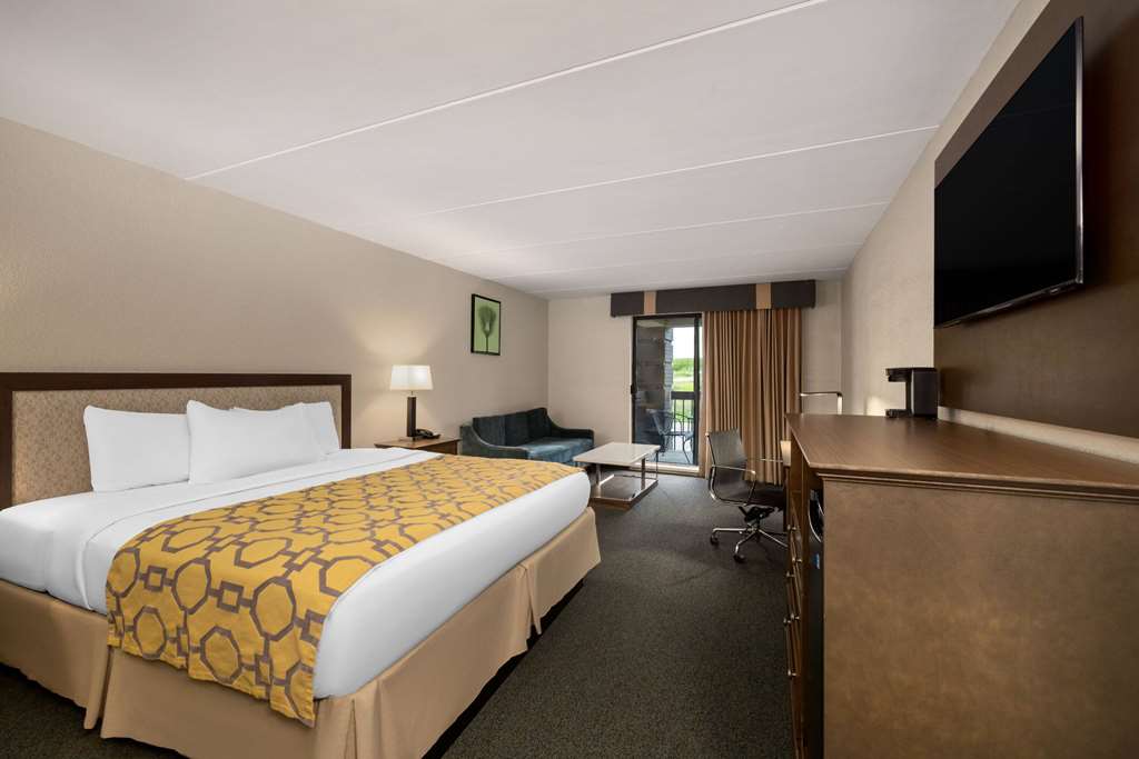 Baymont by Wyndham Shakopee - photo 12