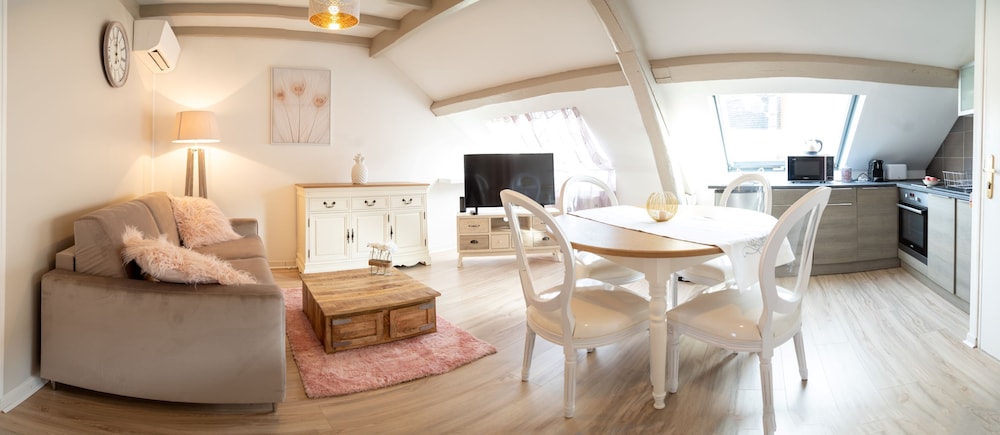 Champagne Cocoon — 4-Star Luxury Hotel in Epernay, France