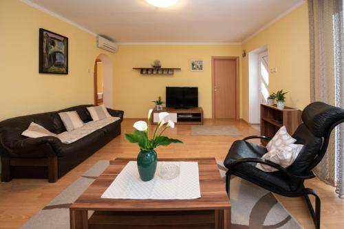 Apartments Egle Opatija — 4-Star Luxury Hotel in Opatija, Croatia