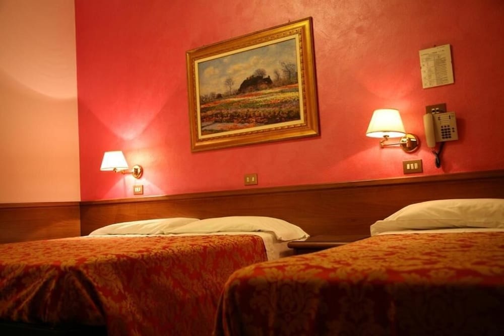 Hotel San Pellegrino — hotel in Spilamberto