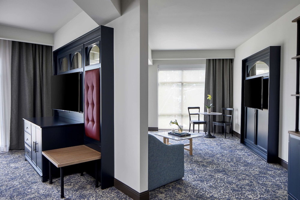 The Hamilton Alpharetta Curio Collection by Hilton - photo 9
