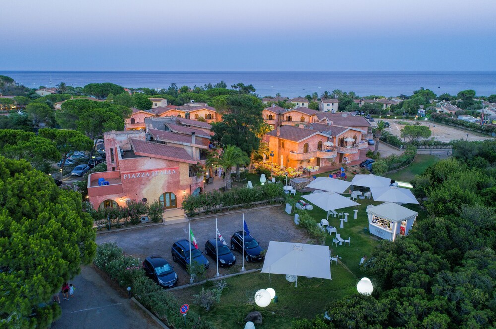Le Residenze di Piazza Italia — hotel in Muravera