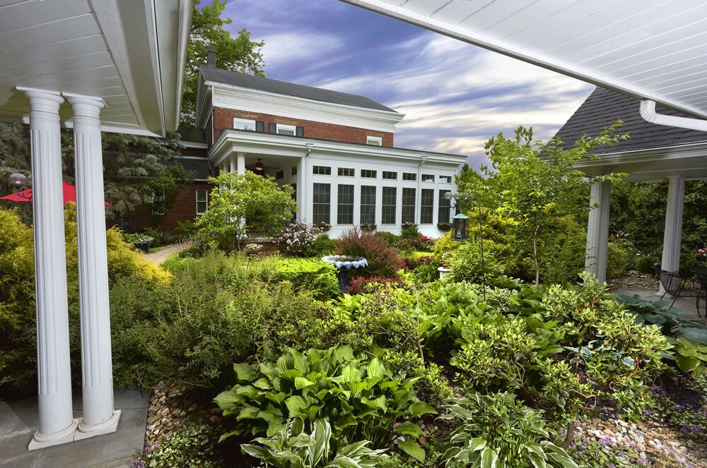 The Mount Vernon Inn - photo 42