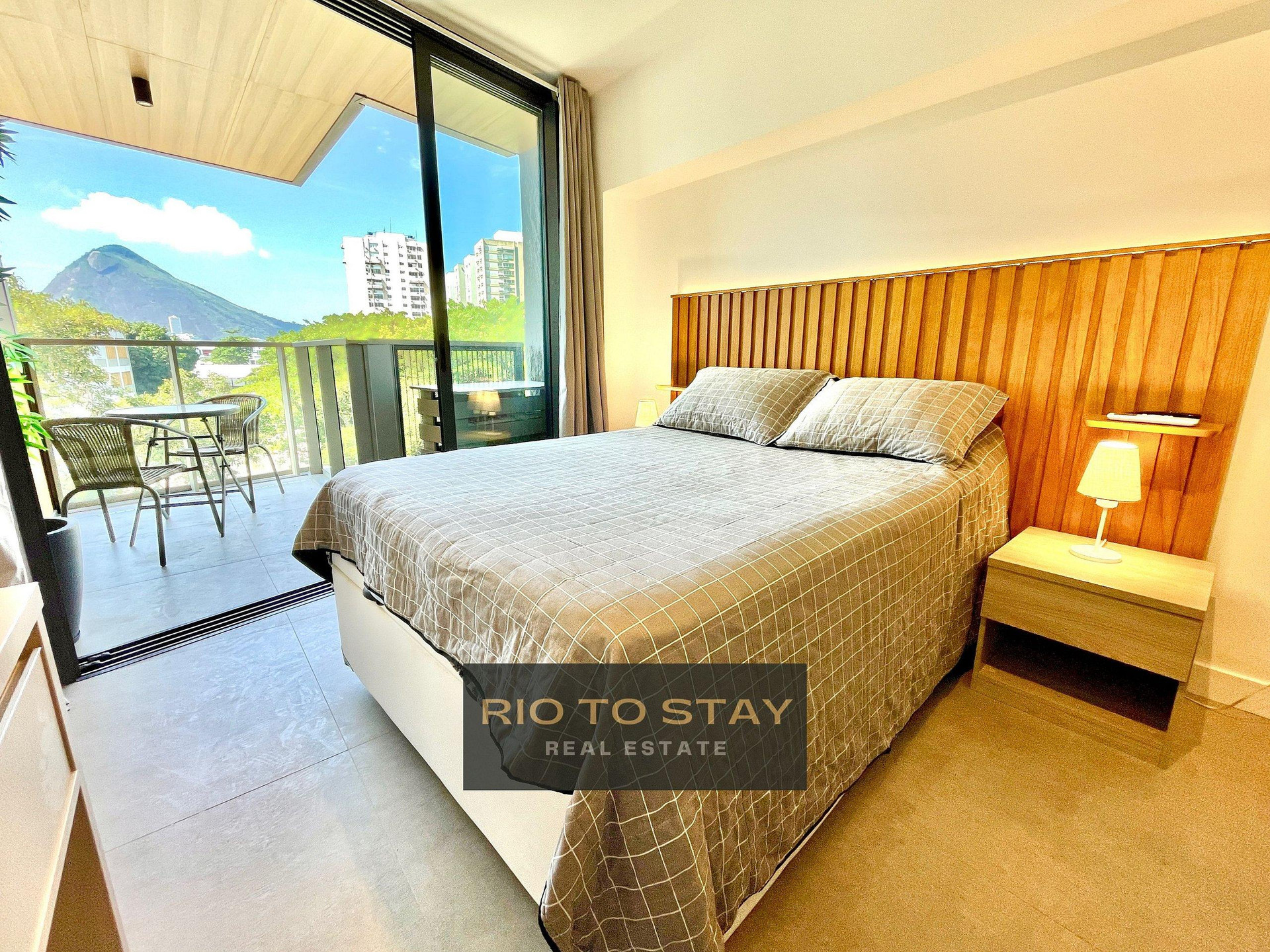 Studio Leblon Vista Cristo piscina e academia — 4-Star Luxury Hotel in Rio De Janeiro, Brasil
